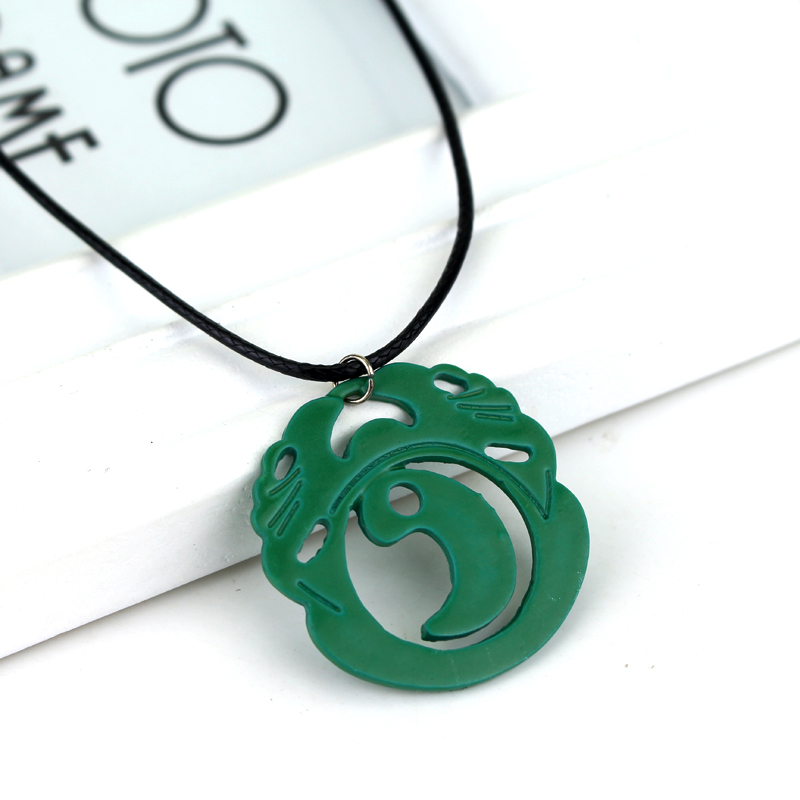 Kalung Liontin Hijau Lara Crof - Retro Gaming Us ulasan dan harga